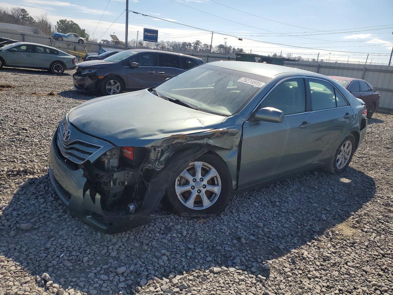 Salvage Toyota Camry Image