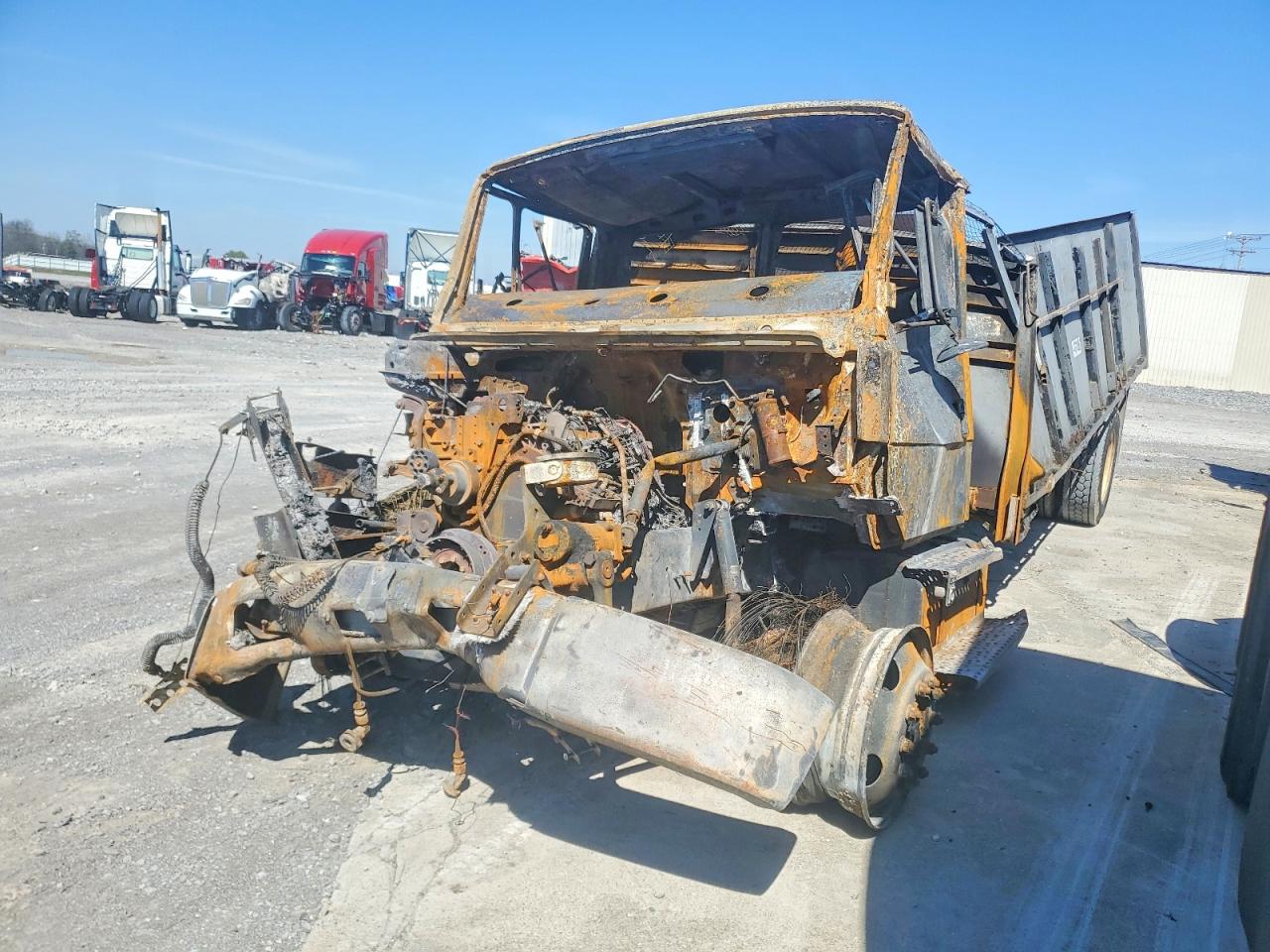 Freigliner Medium Conventional Fl70