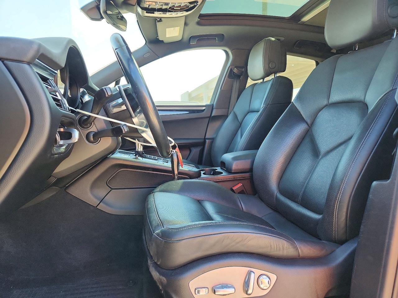 Porsche Macan S