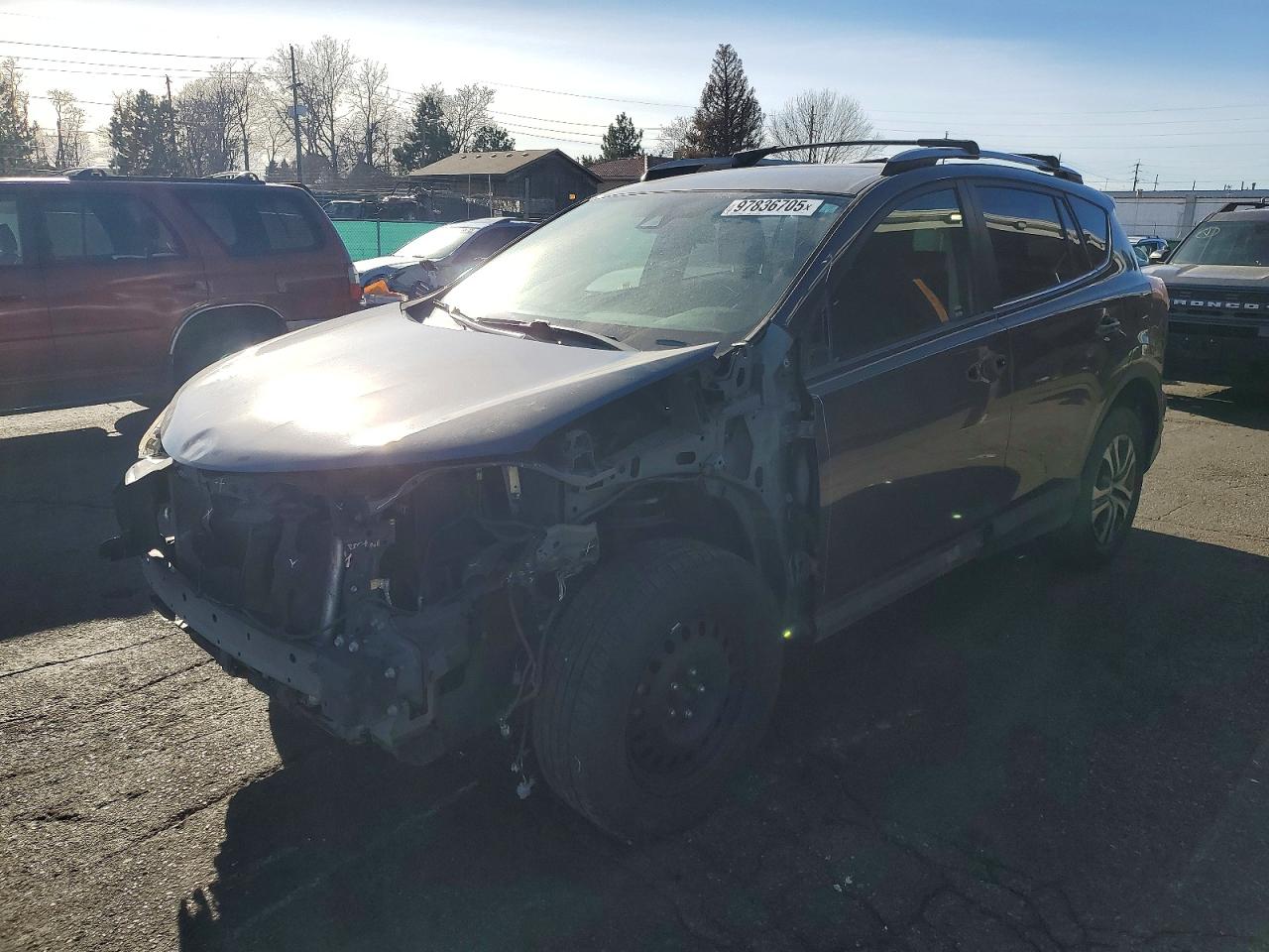 Salvage Toyota RAV4 Image