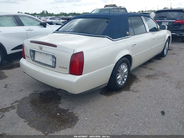 Cadillac DeVille Standard