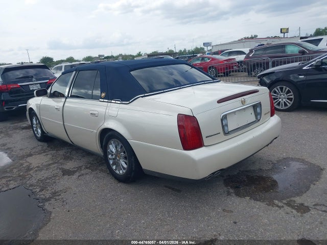 Cadillac DeVille Standard