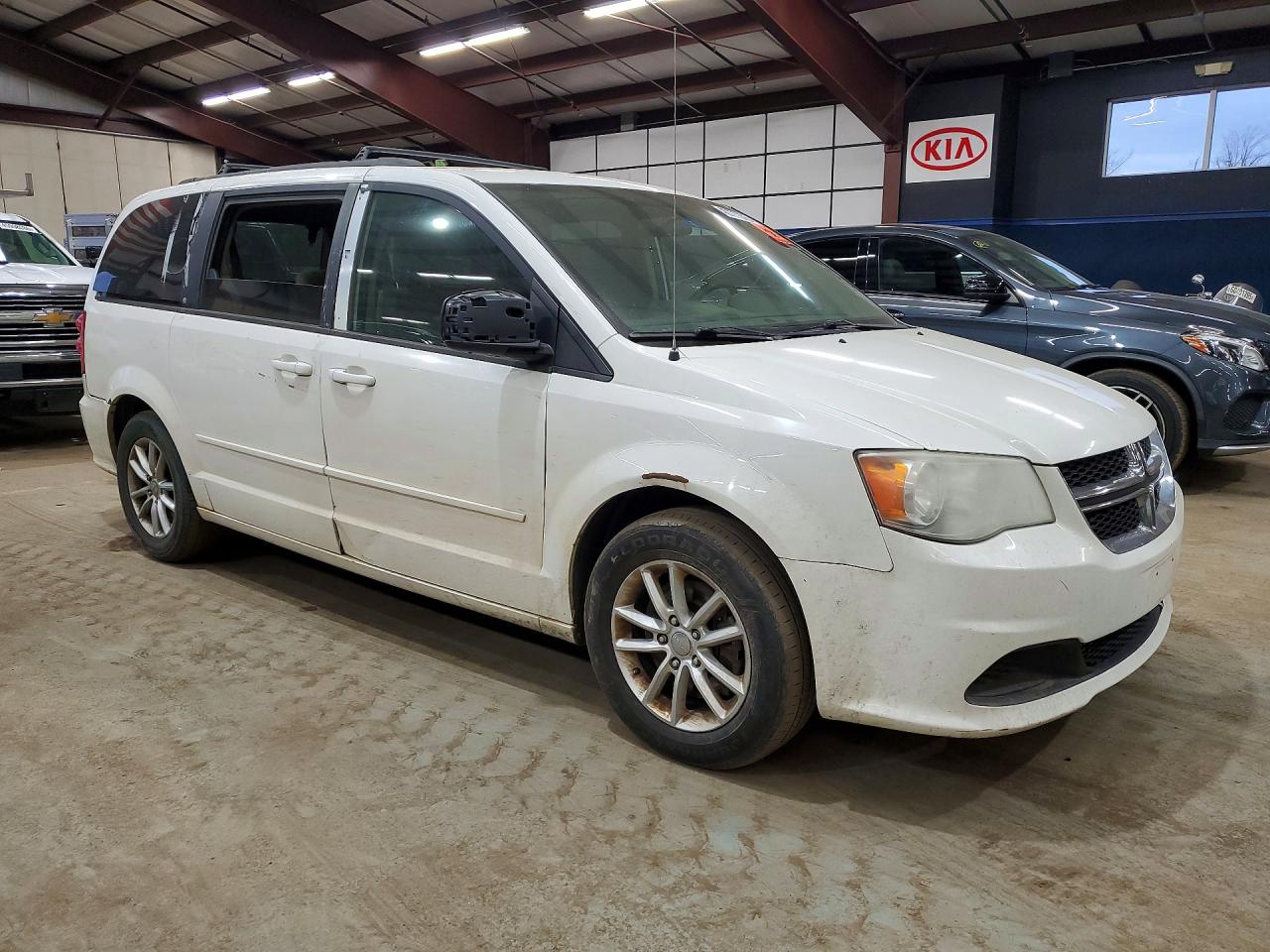Dodge Caravan Sxt