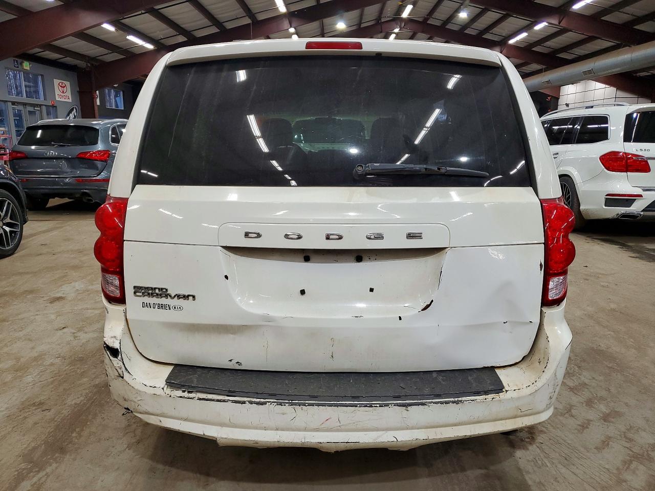 Dodge Caravan Sxt