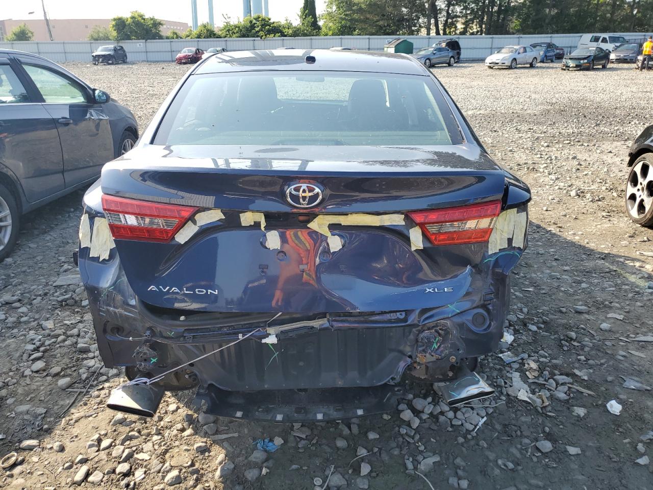 Toyota Avalon Xle