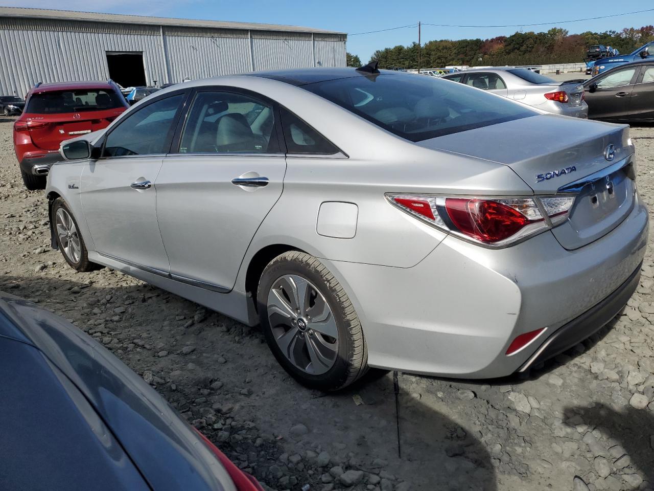 Hyundai SONATA Hybrid
