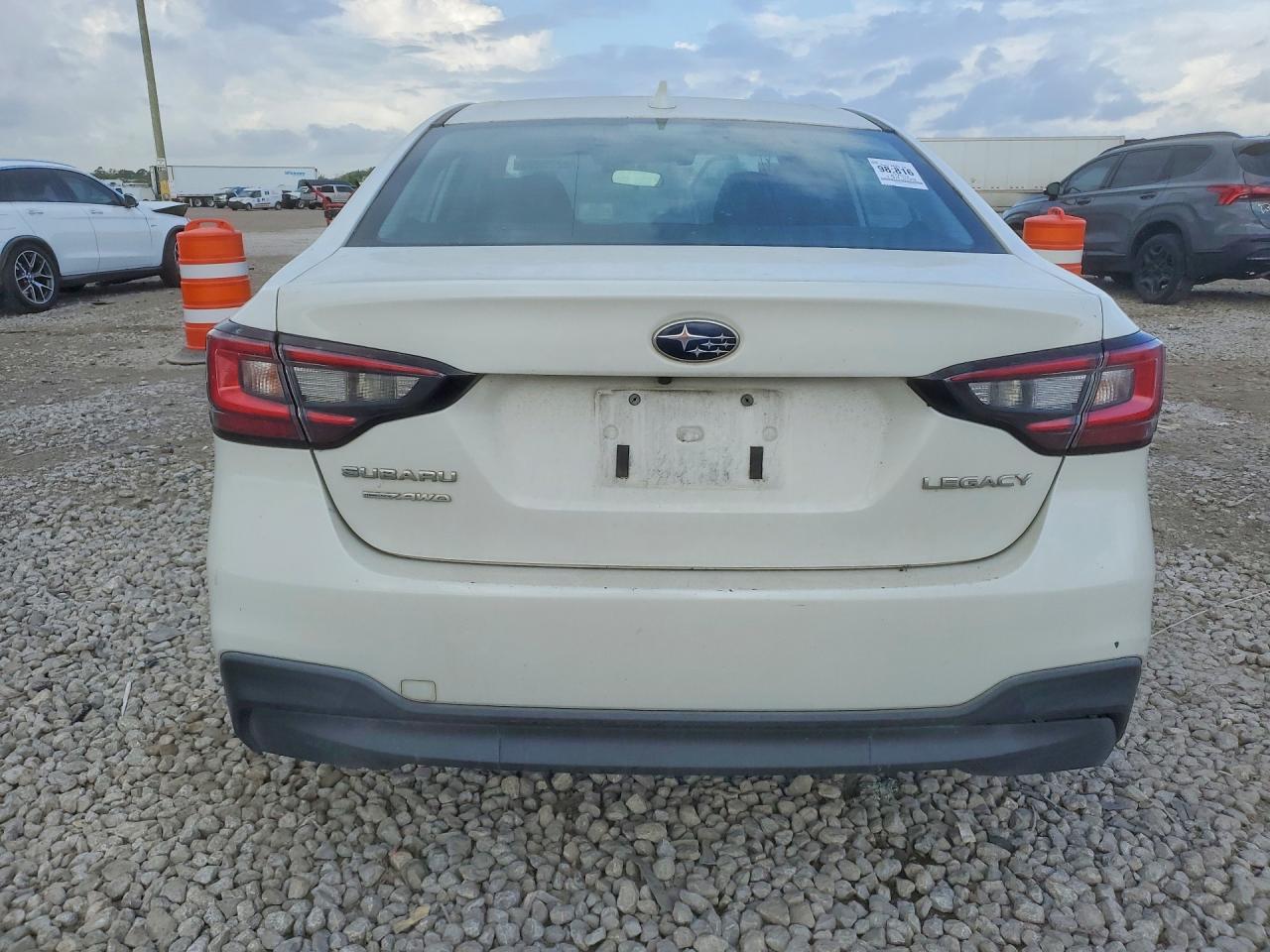 Subaru Legacy Premium