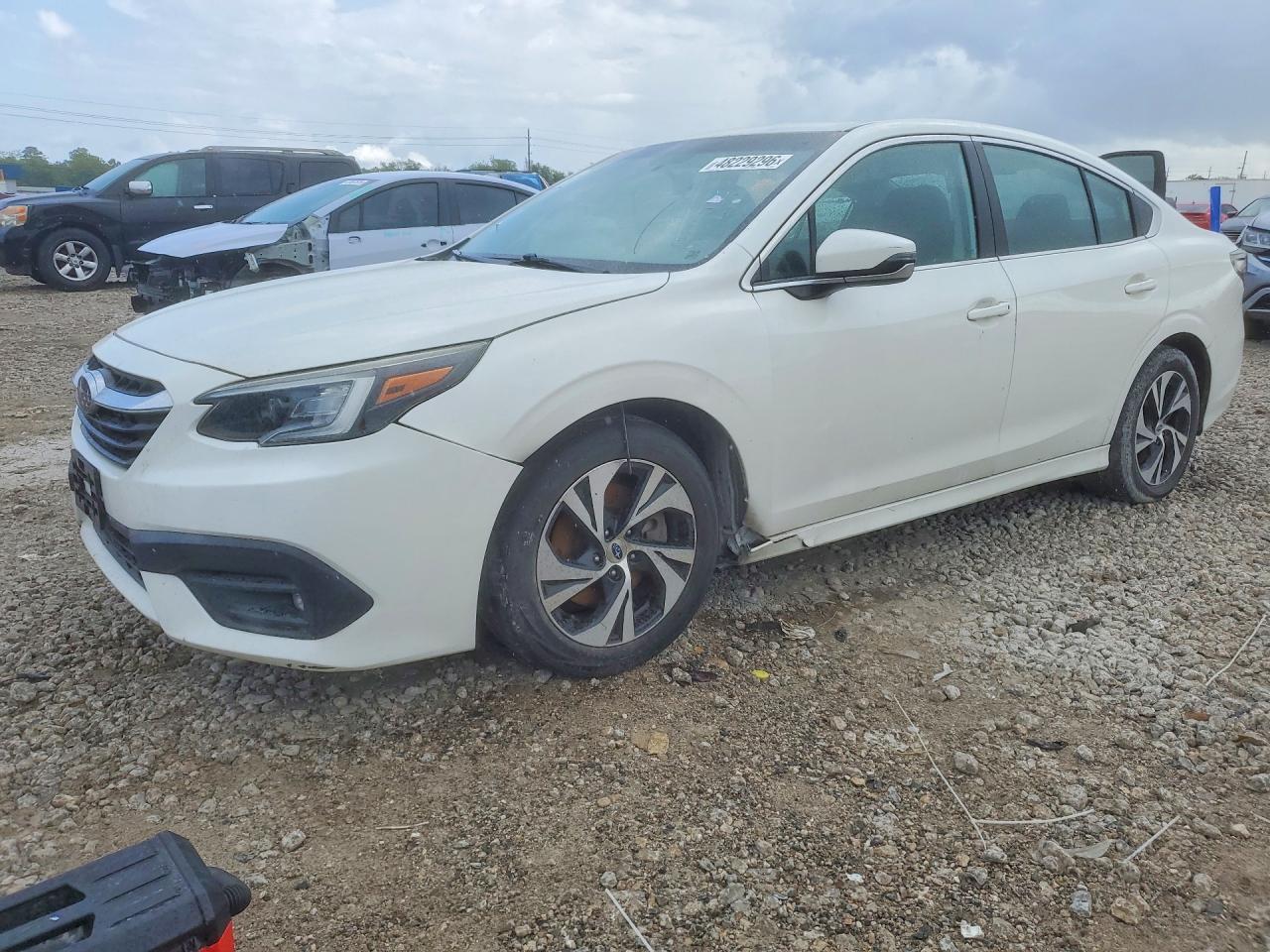 Salvage Subaru Legacy Image
