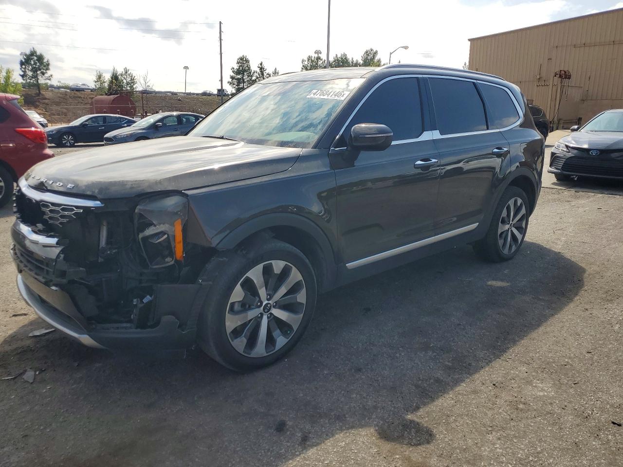 Salvage Kia Telluride Image