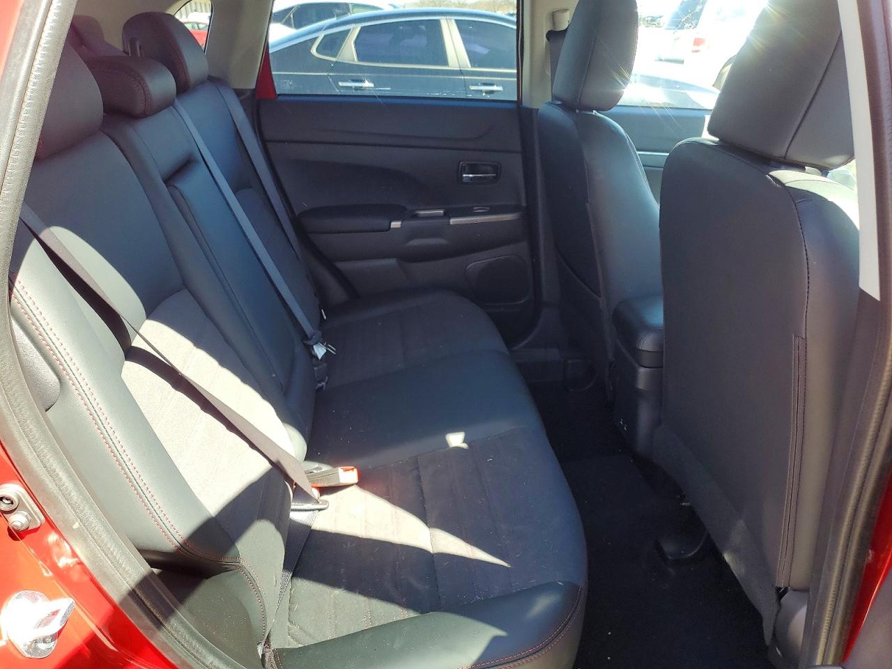 Mitsubishi Outlander S