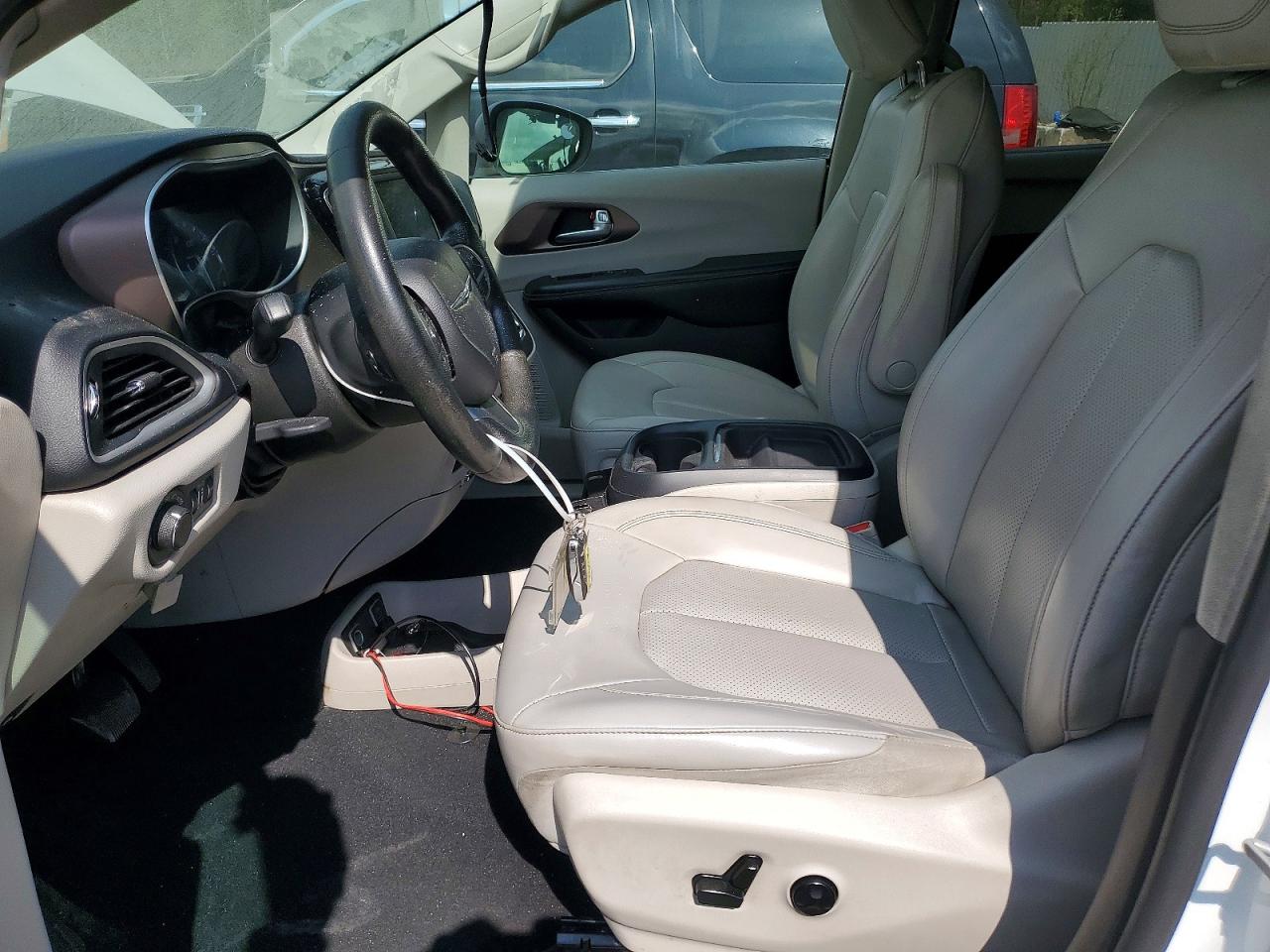 Chrysler Minivan Lxi