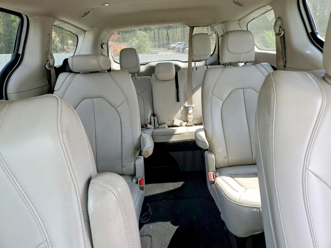 Chrysler Minivan Lxi