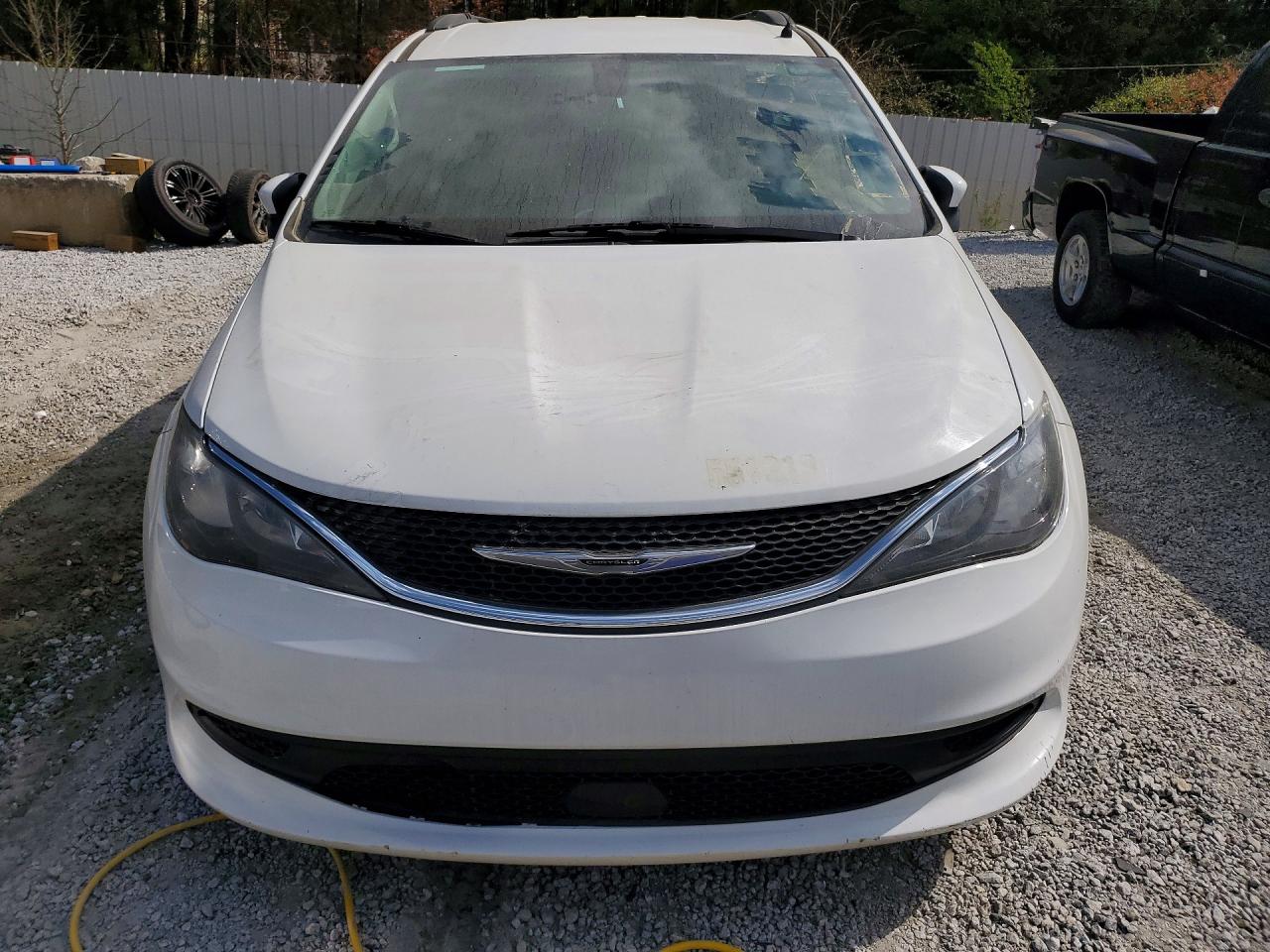Chrysler Minivan Lxi