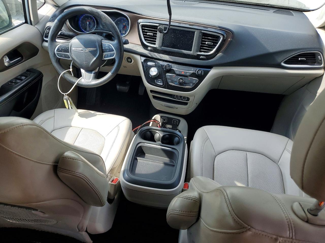 Chrysler Minivan Lxi