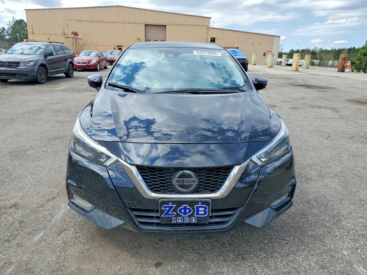 Nissan Versa Sr