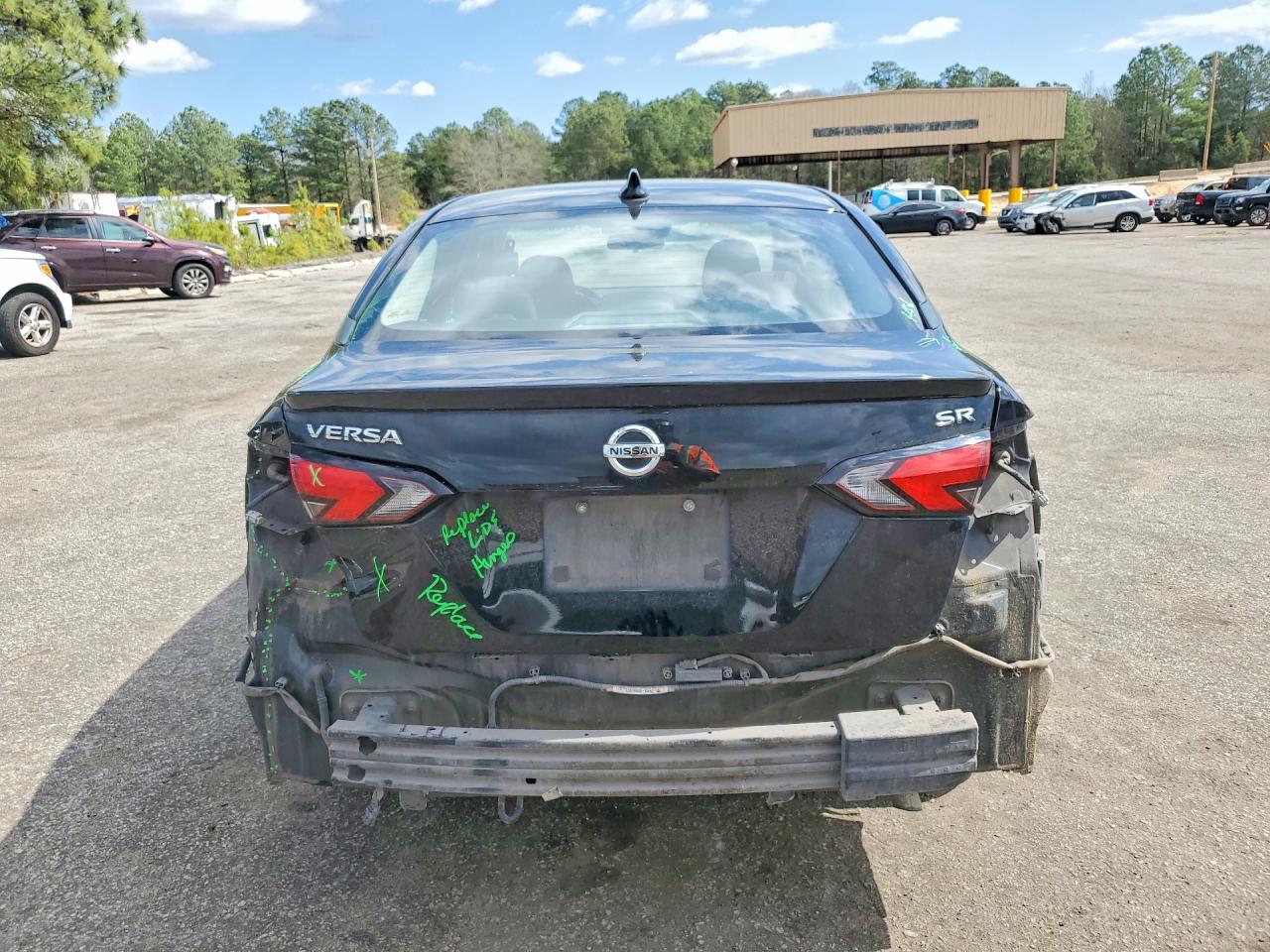 Nissan Versa Sr
