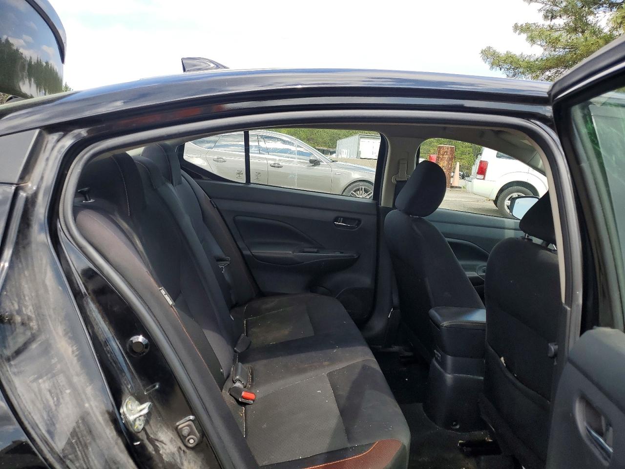 Nissan Versa Sr