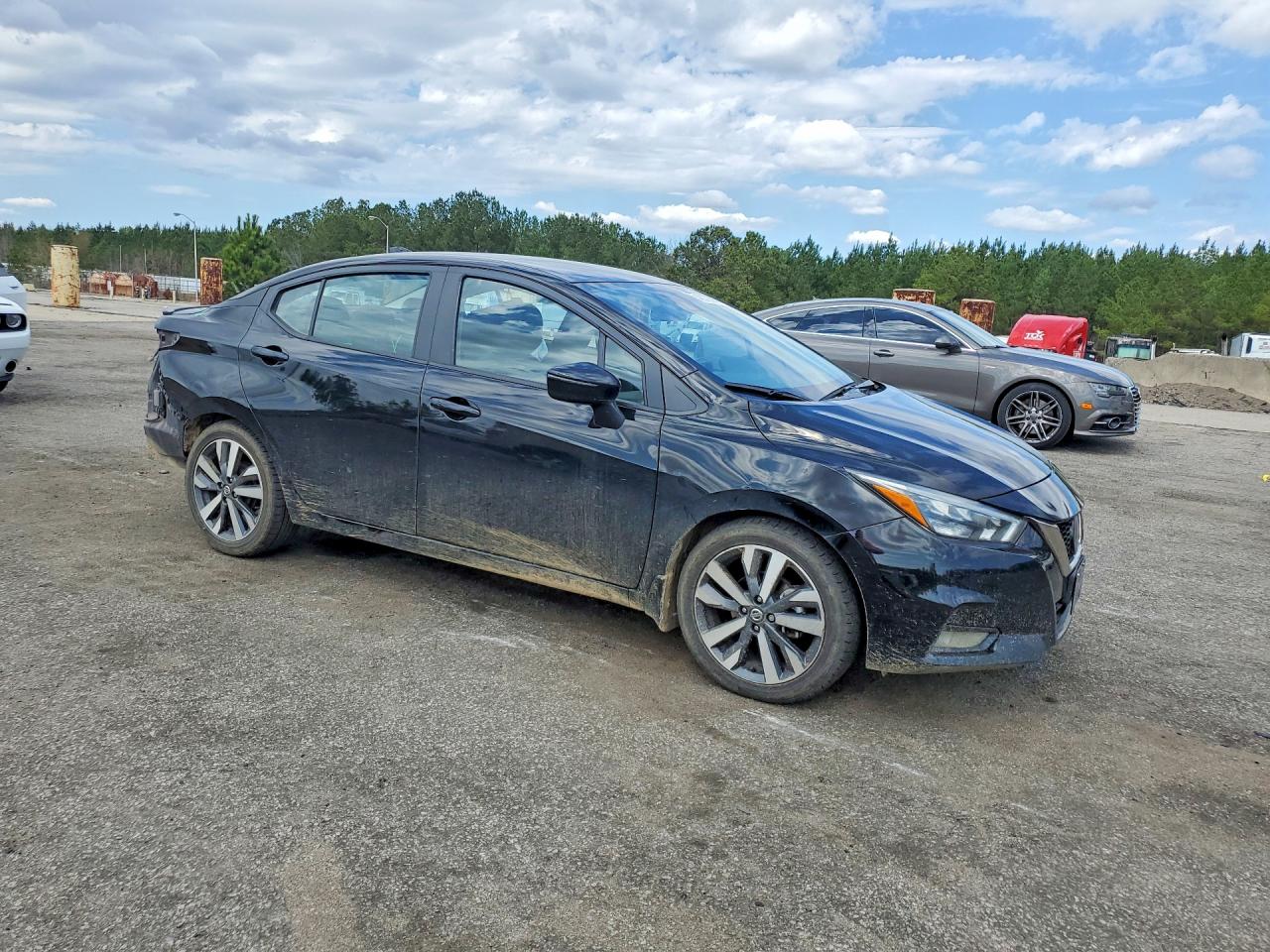 Nissan Versa Sr