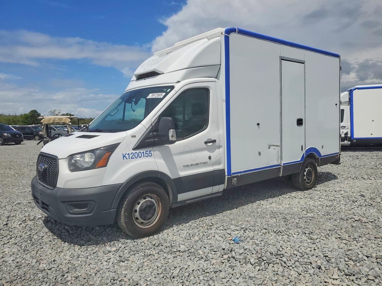 Salvage Ford Transit Image