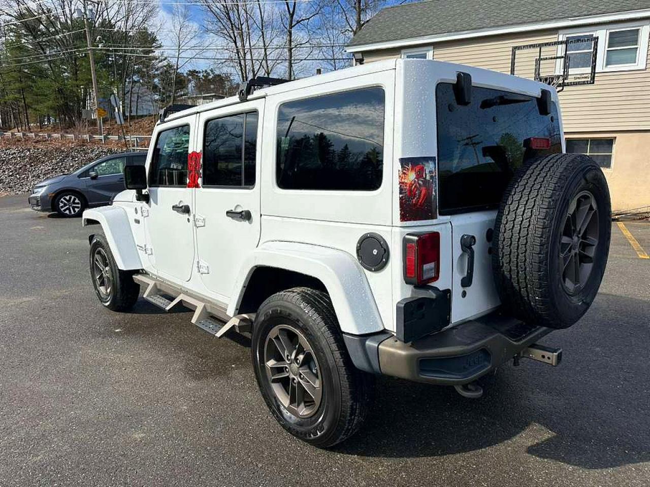 Jeep Wrangler Sahara