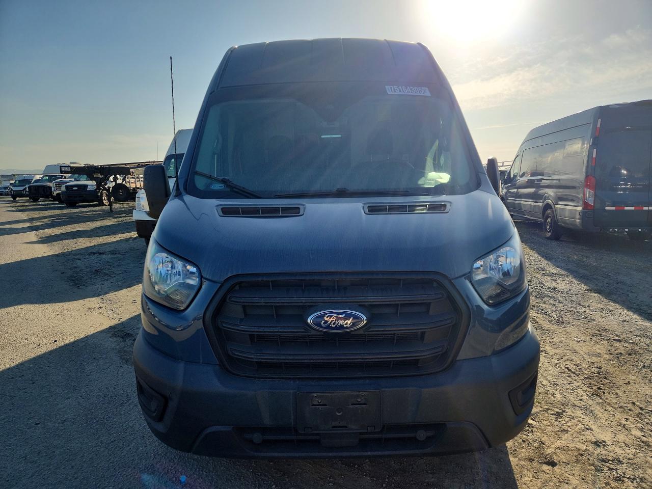 Ford Transit T-250