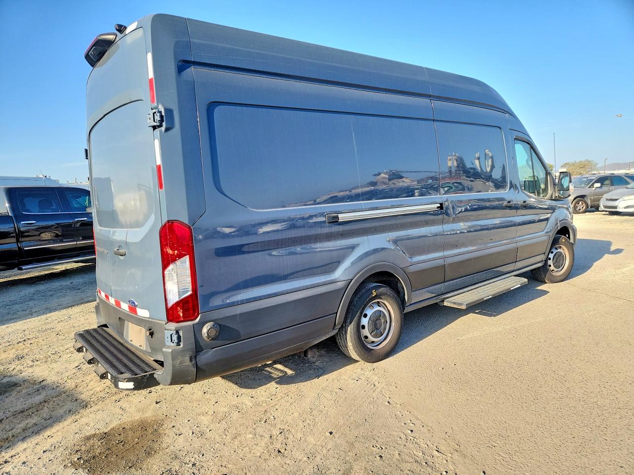Ford Transit T-250