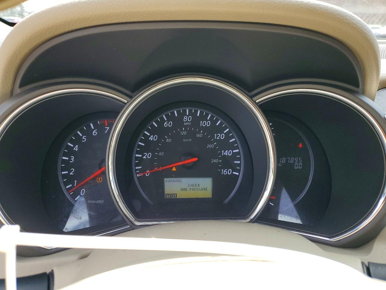 Nissan Murano S
