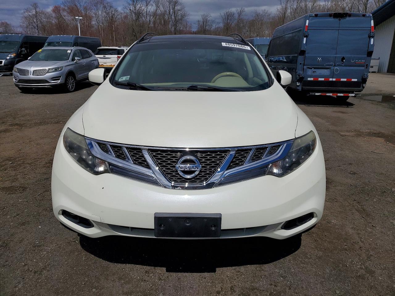 Nissan Murano S
