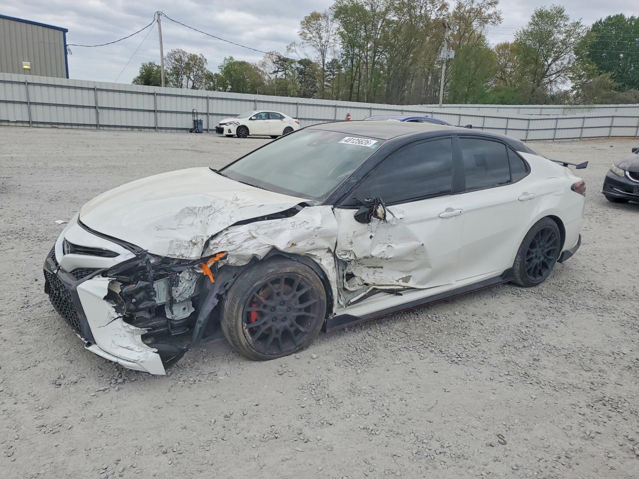 Salvage Toyota Camry Image