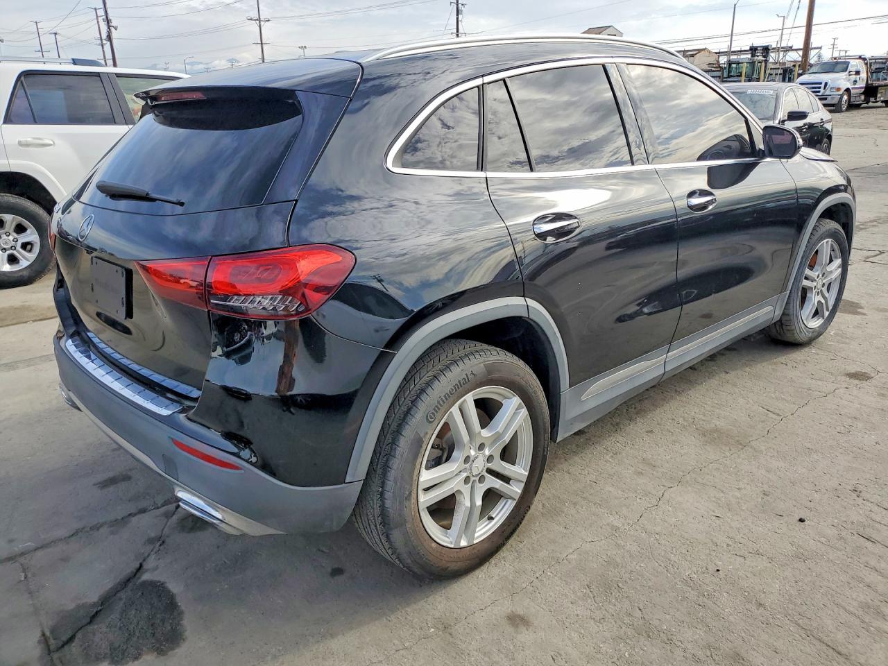 Mercedes-Benz GLA 250