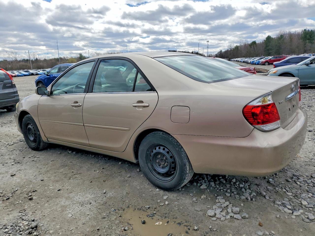 Toyota Camry Le