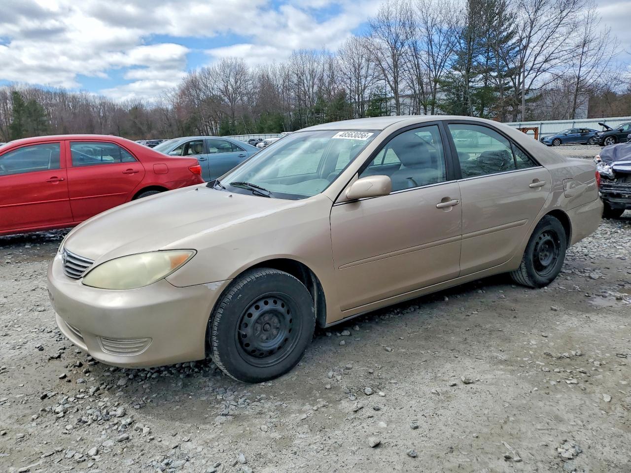 Salvage Toyota Camry Image