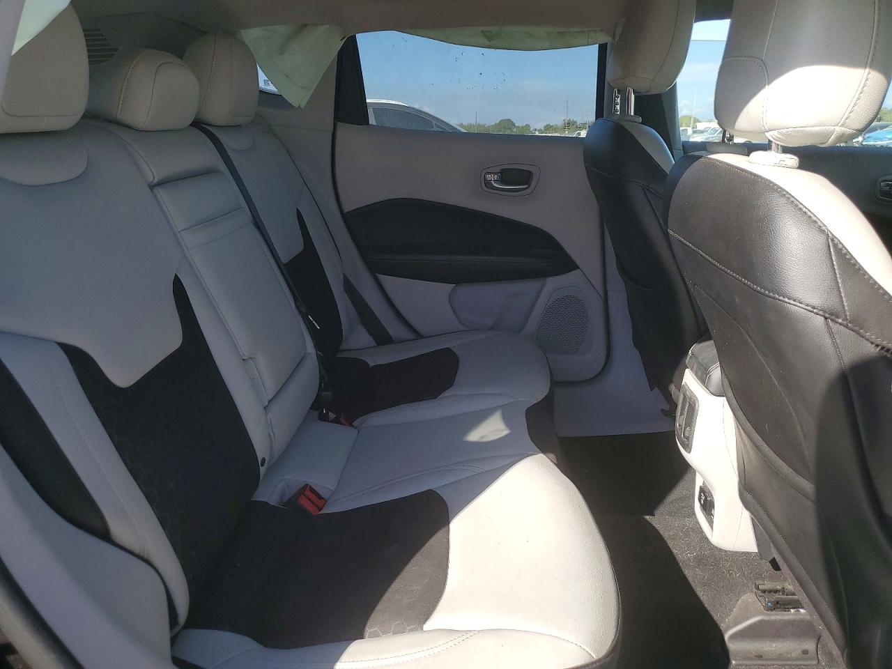 Jeep Compass Latitude