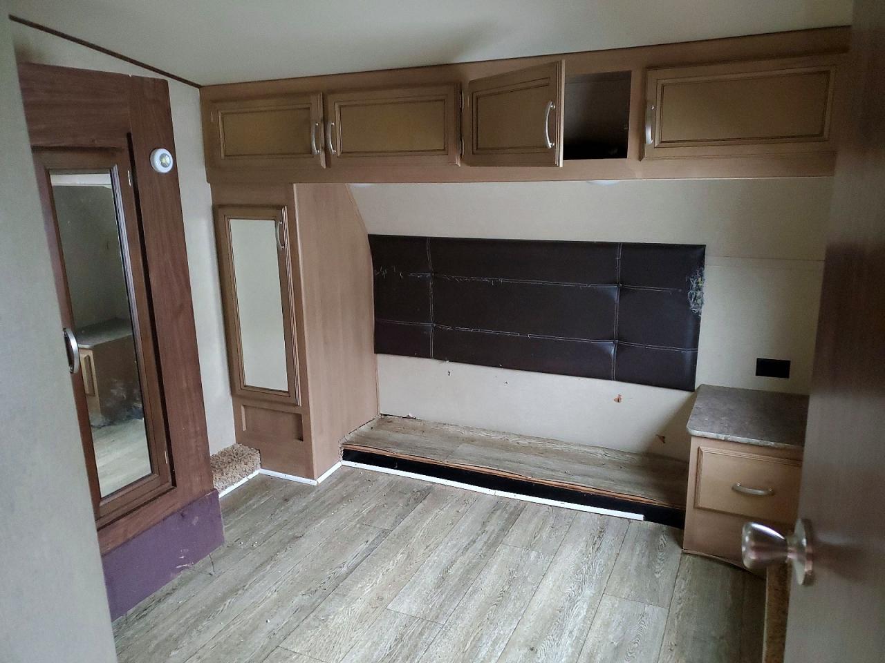 Dutchmen Denali Rv