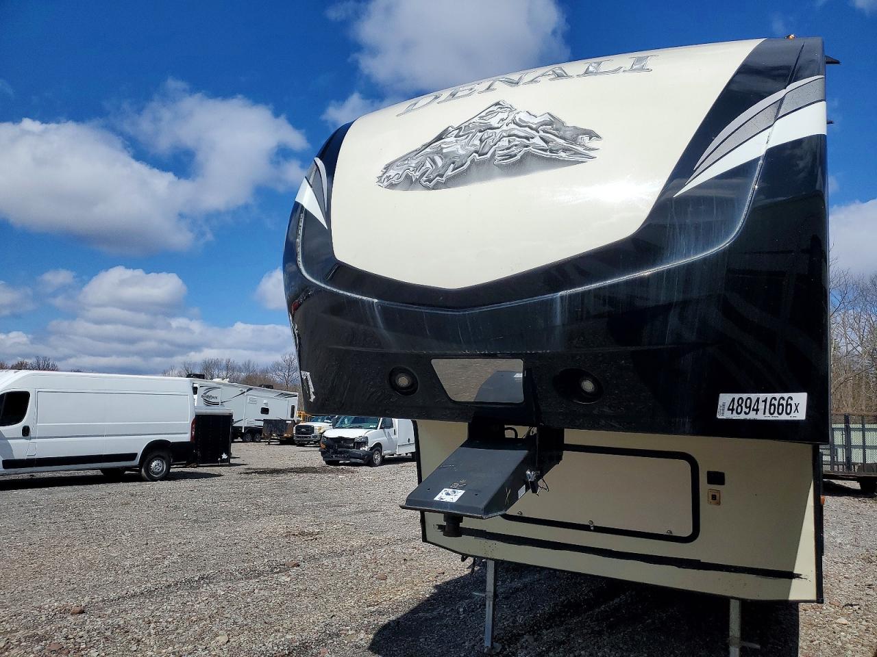 Dutchmen Denali Rv