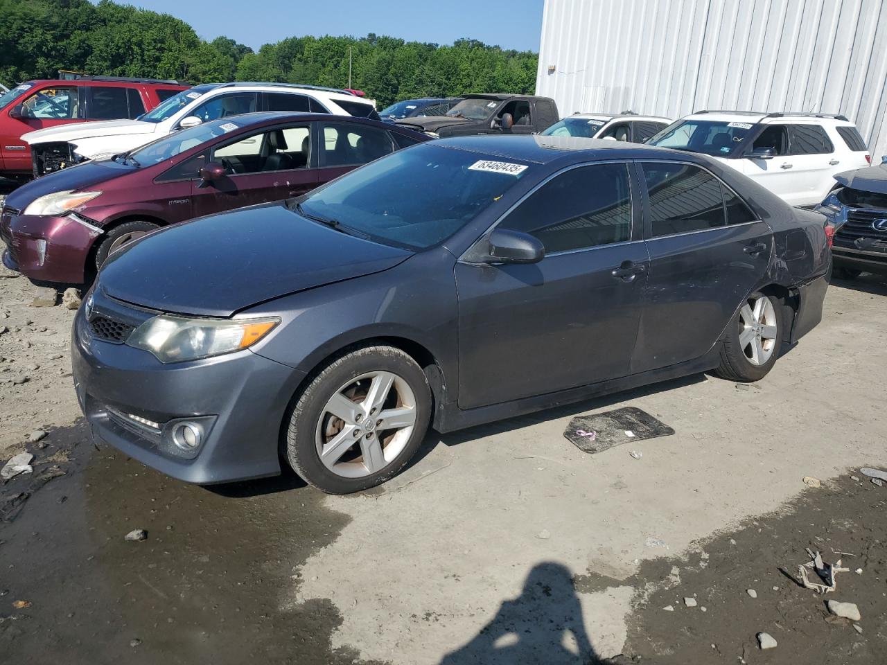 Salvage Toyota Camry Image