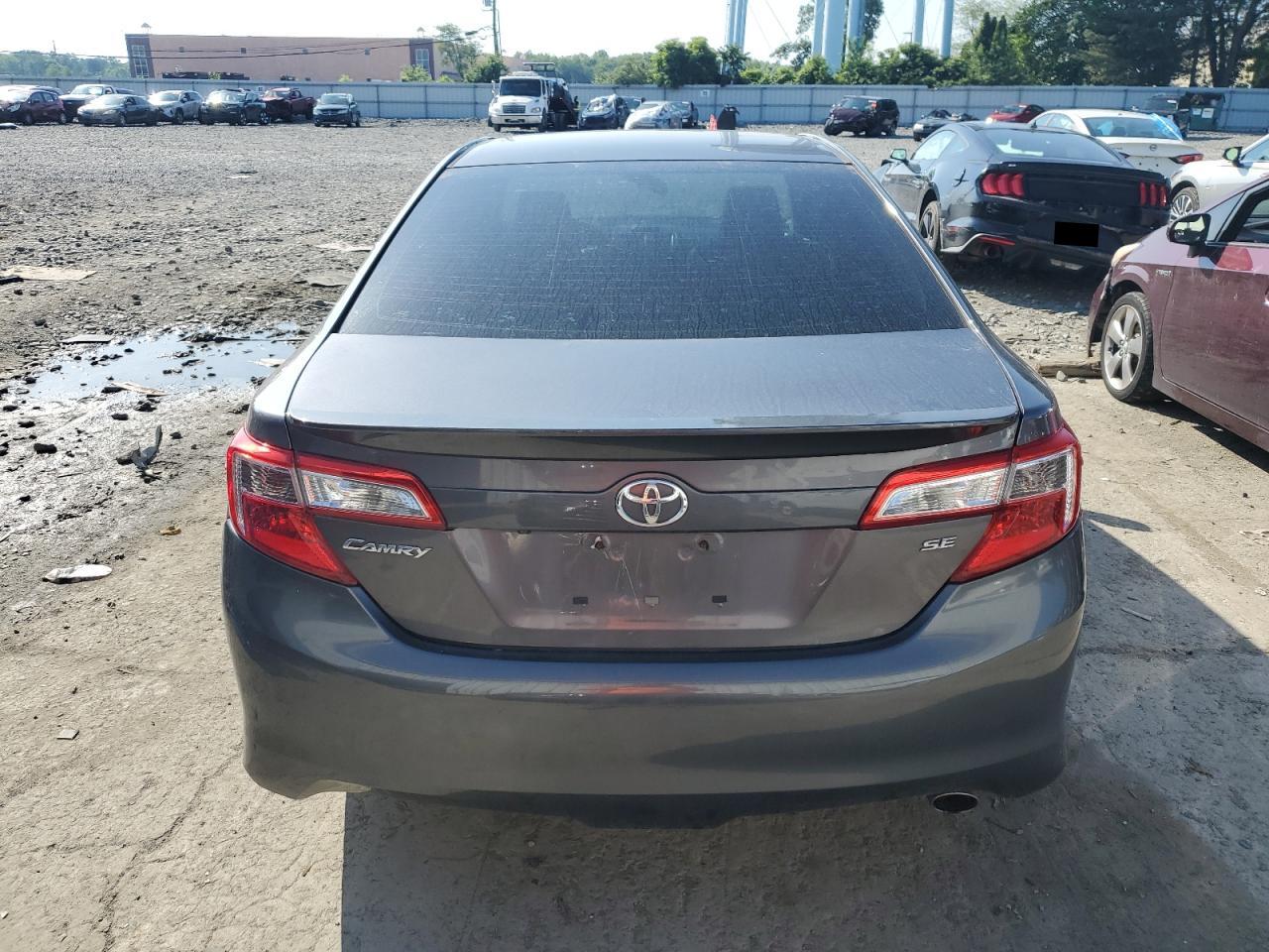 Toyota Camry L