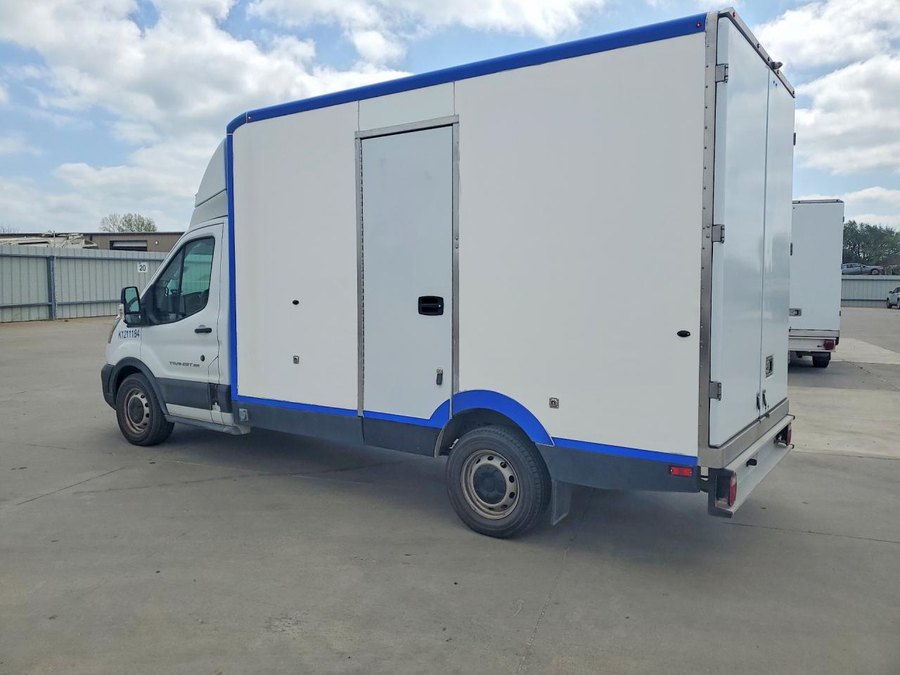 Ford Transit T-350