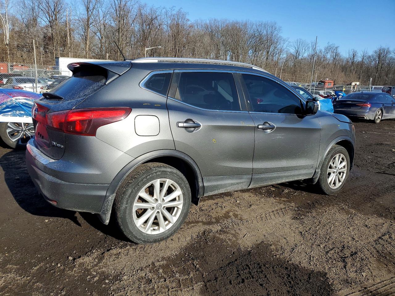 Nissan Rogue S