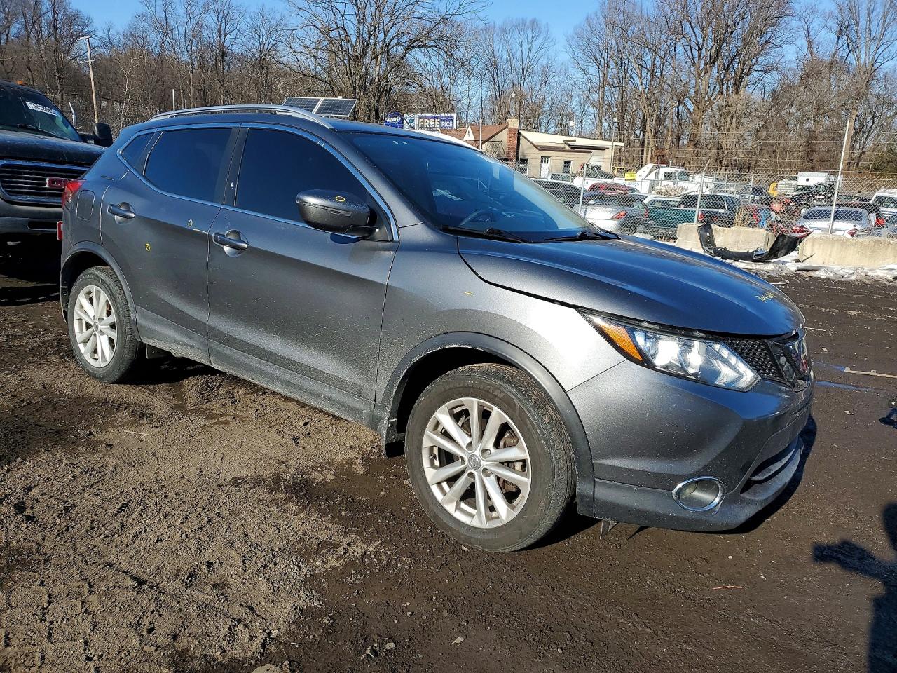 Nissan Rogue S