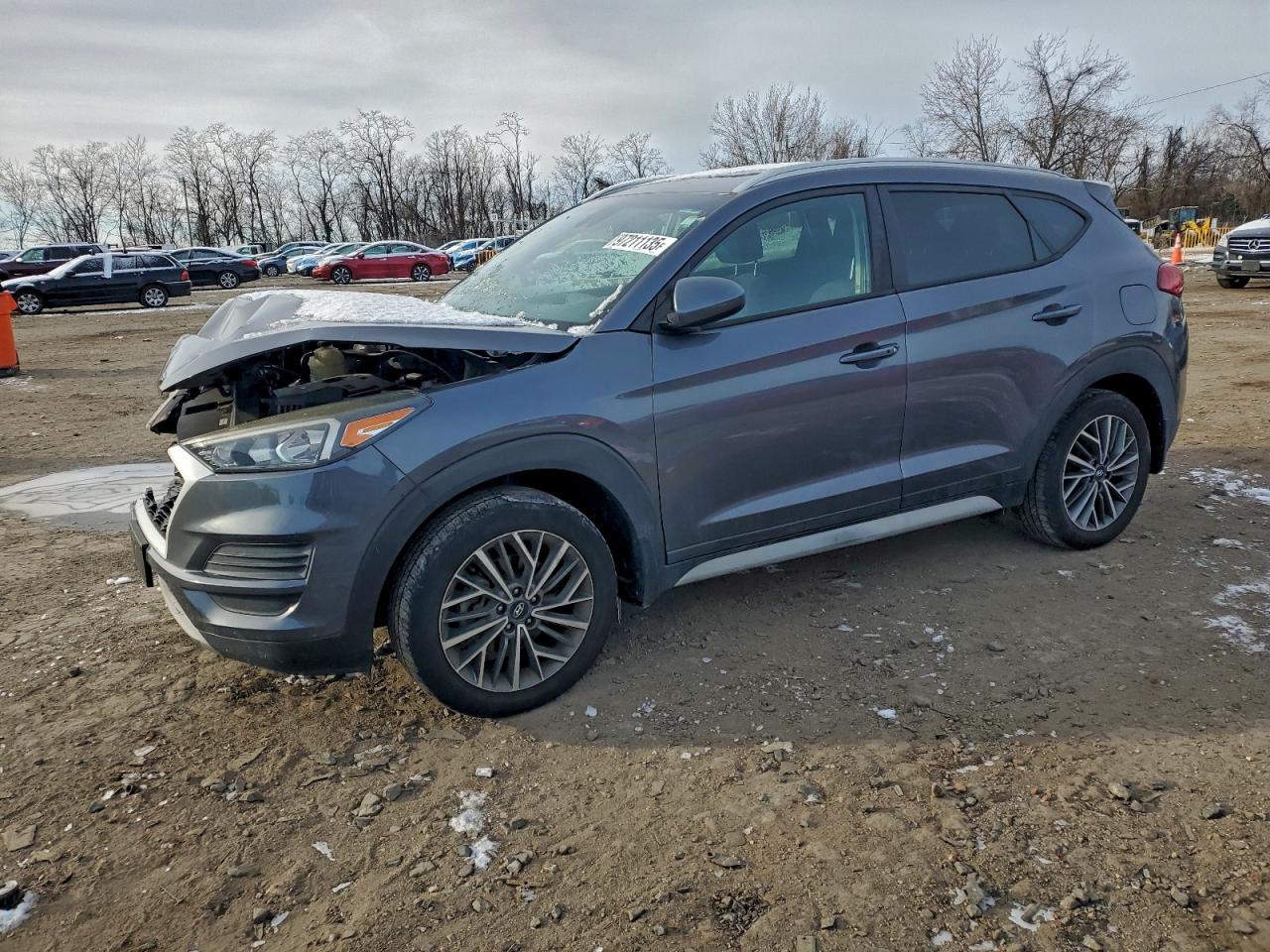 Salvage Hyundai TUCSON Image