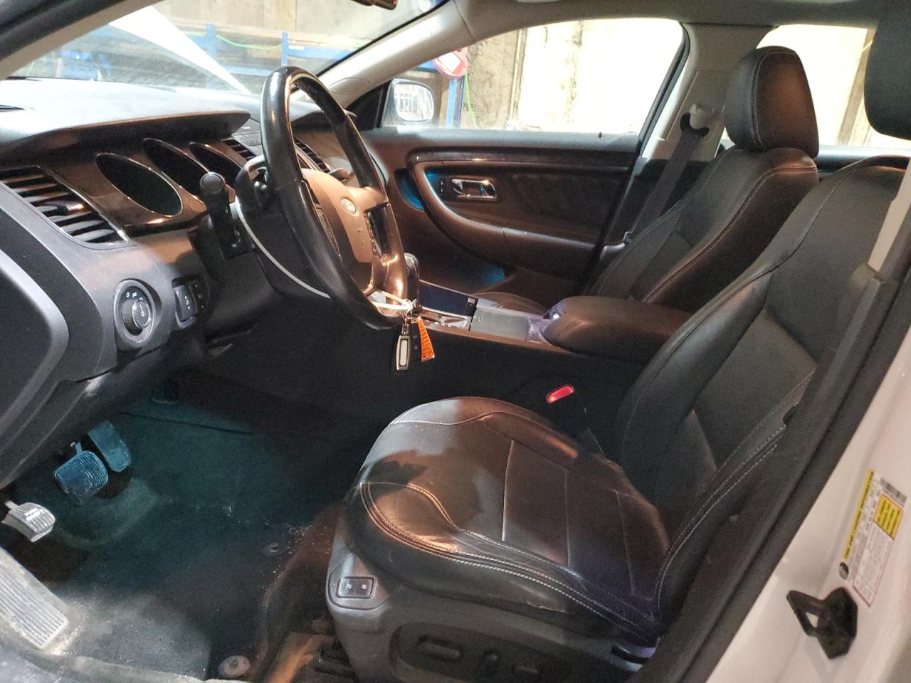 Ford Taurus Limited
