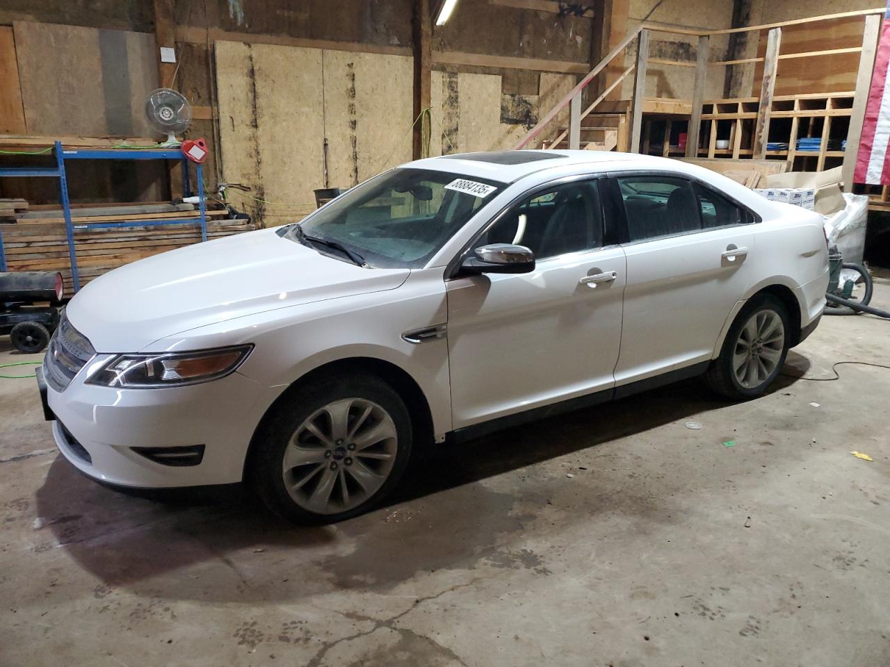 Salvage Ford Taurus Image