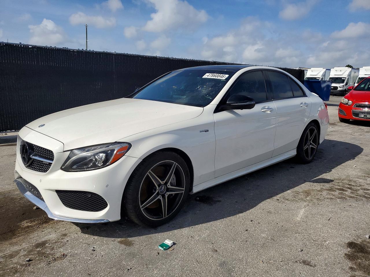 Salvage Mercedes-Benz C-Class Image