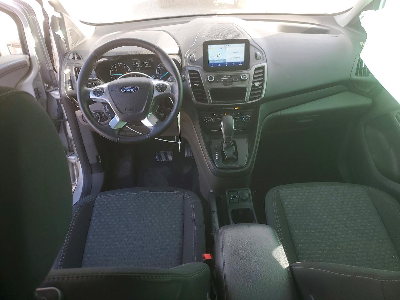 Ford Transit Titanium
