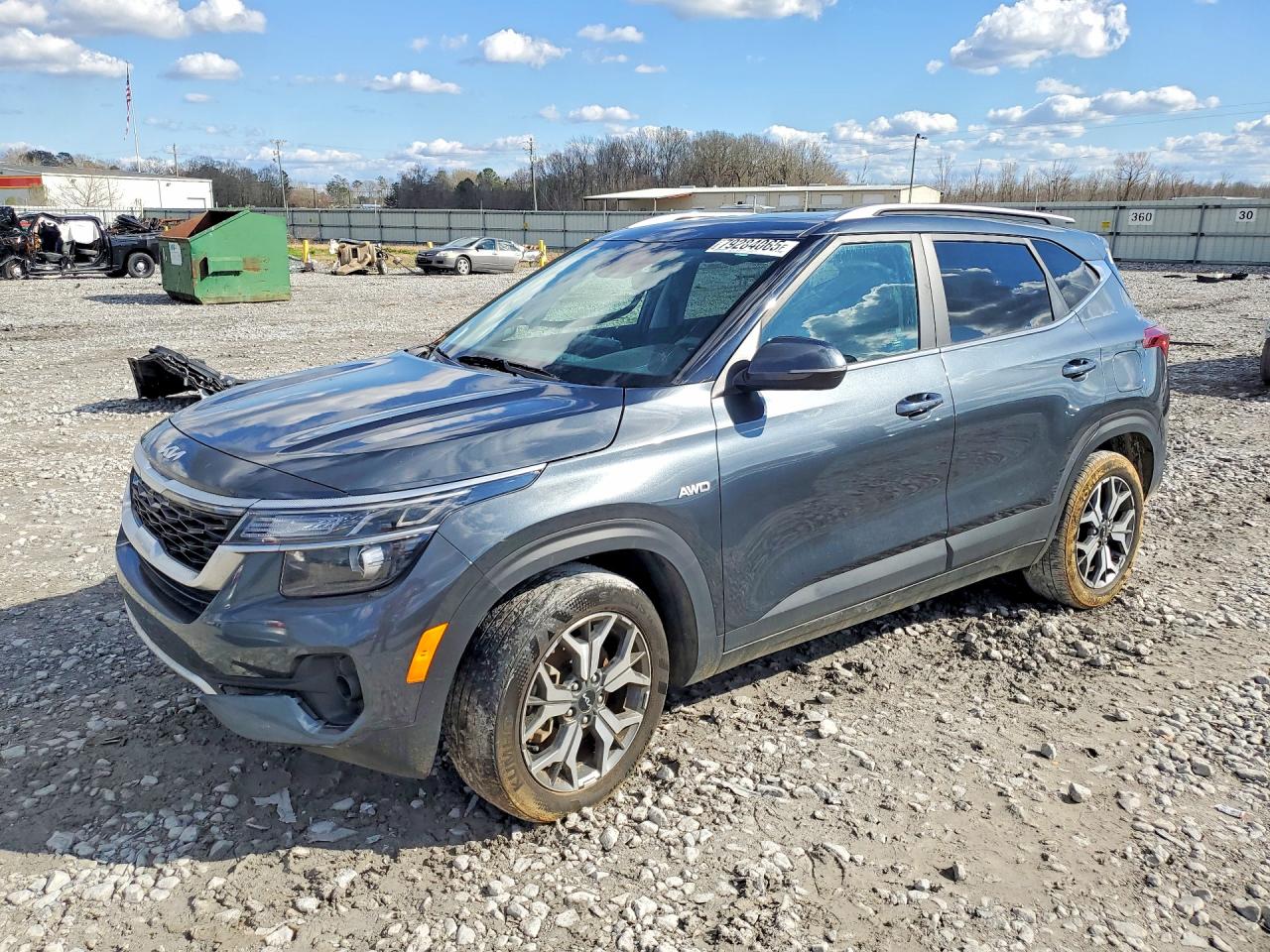 Salvage Kia Seltos Image