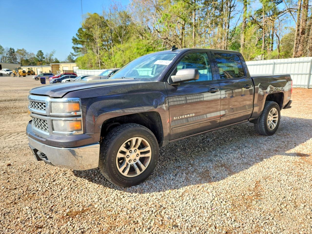 Salvage Chevrolet Silverado Image