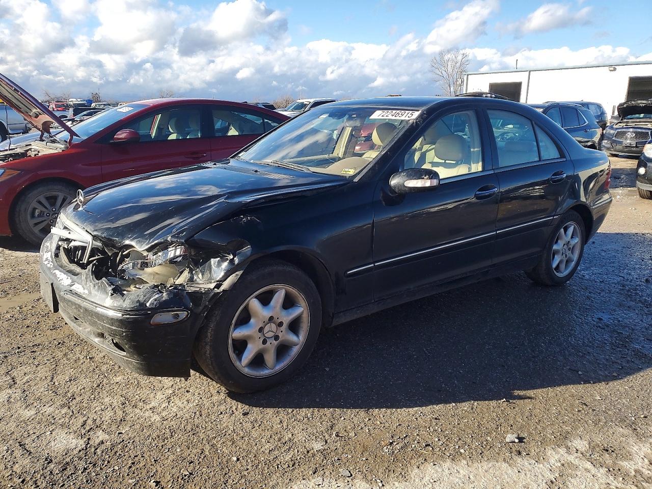 Salvage Mercedes-Benz C-Class Image