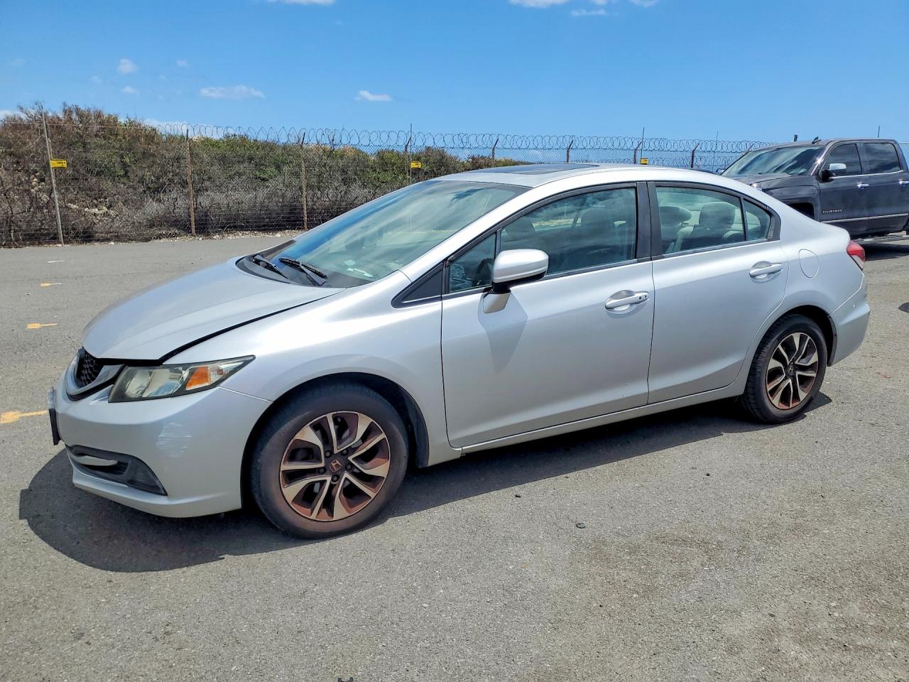 Salvage Honda Civic Image