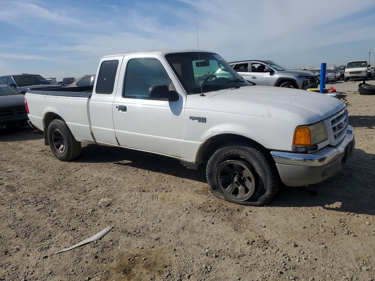 Ford Ranger Super Cab